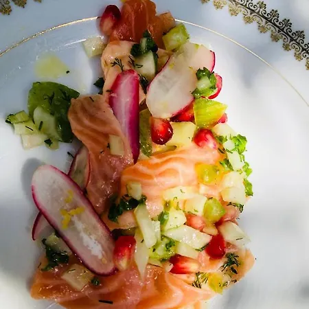 住宿加早餐酒店 La Margeride Vic-le-Comte